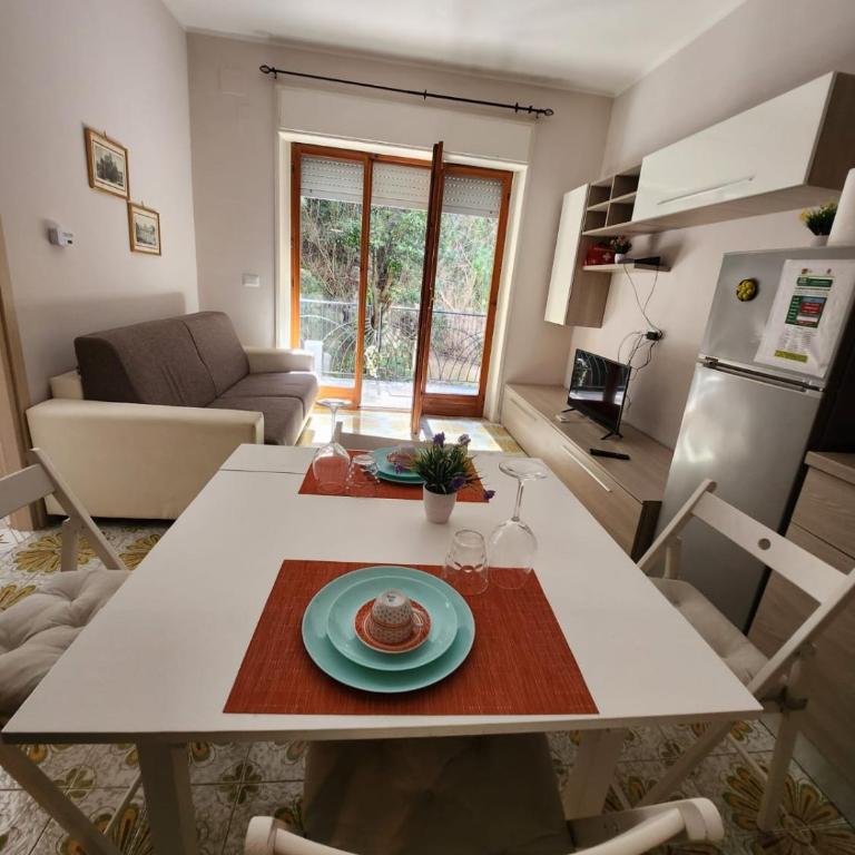 Sorrento's Holidays Rooms - Camera Matrimoniale con Bagno Privato - 14