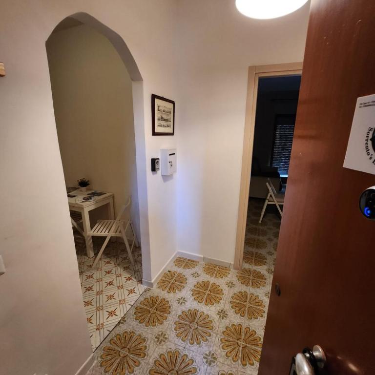Sorrento's Holidays Rooms - Camera Matrimoniale con Bagno Privato - 15
