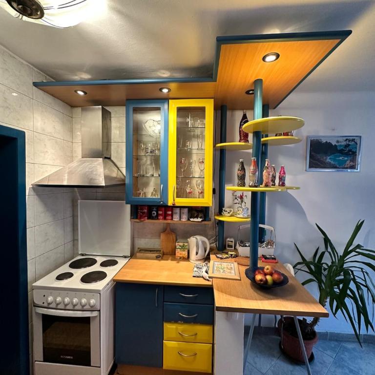 Sky Rooftop 100 sqm Big Apartment - Two-Bedroom Apartment - 12