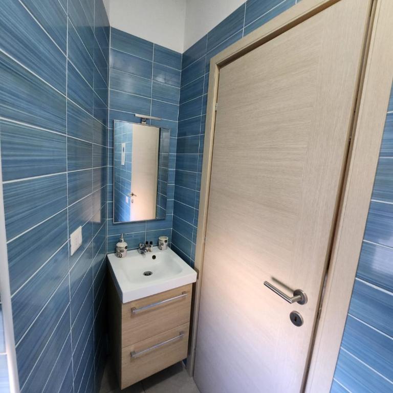 Sorrento's Holidays Rooms - Camera Matrimoniale con Bagno Privato - 9