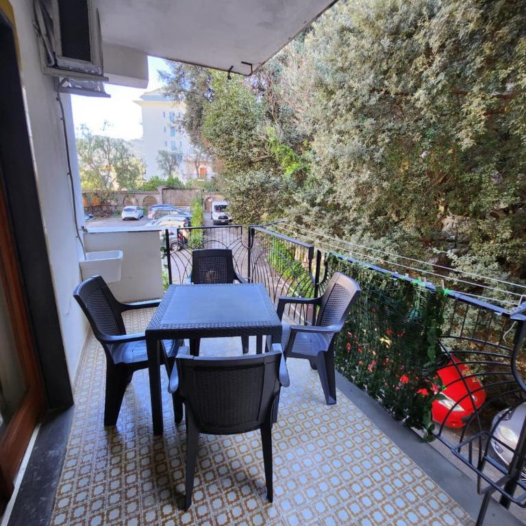 Sorrento's Holidays Rooms - Camera Matrimoniale con Bagno Privato - 5