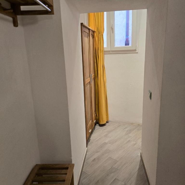 Brezza Marina - Large Double Room - 8