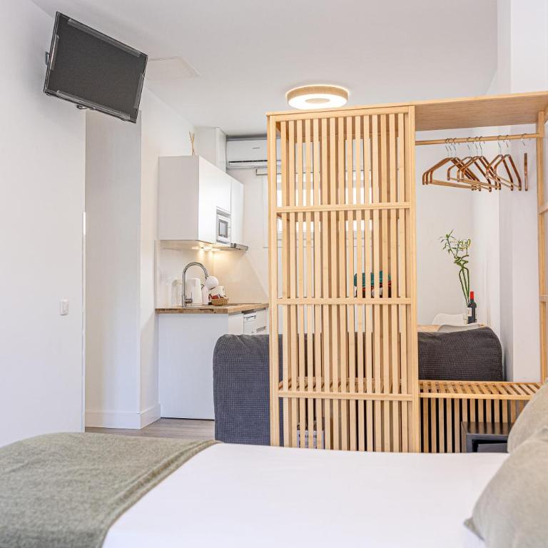 Bambú Suites Vegueta Alquiler por Habitación - King Studio with Sofa Bed - 5