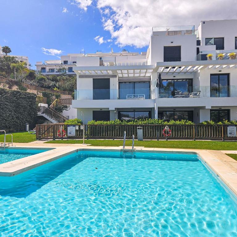 Casa Banderas garden level pool front apartment - Two-Bedroom Apartment with Pool View - 27