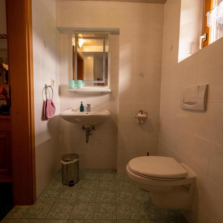 Triembachhof - Budget Doppelzimmer - 2