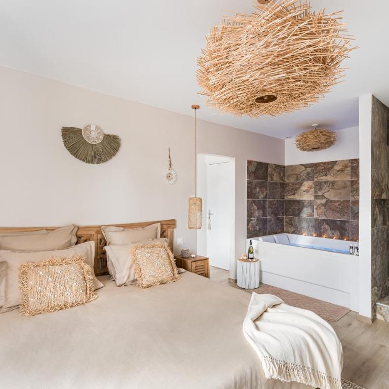 Suite balnéo Bali Saint-Étienne - Appartamento con 1 Camera da Letto - 1