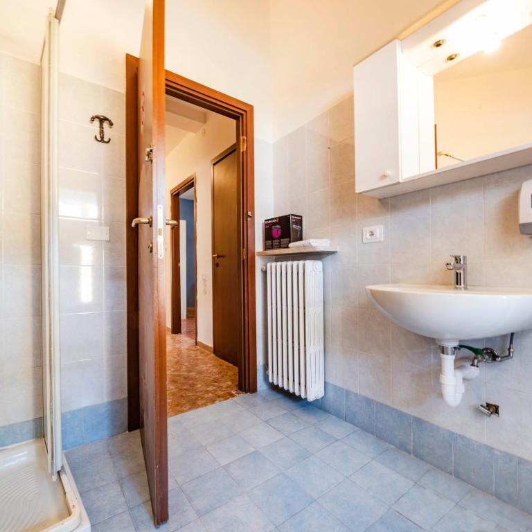 Italianflat - University rooms - Camera Matrimoniale con Bagno in Comune - 3