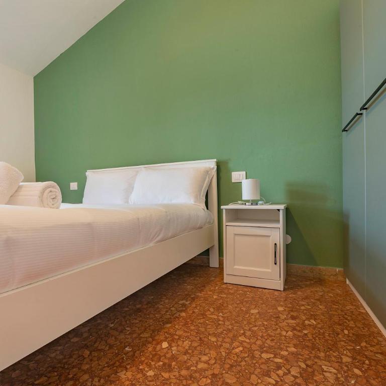 Italianflat - University rooms - Camera Matrimoniale con Bagno in Comune - 11