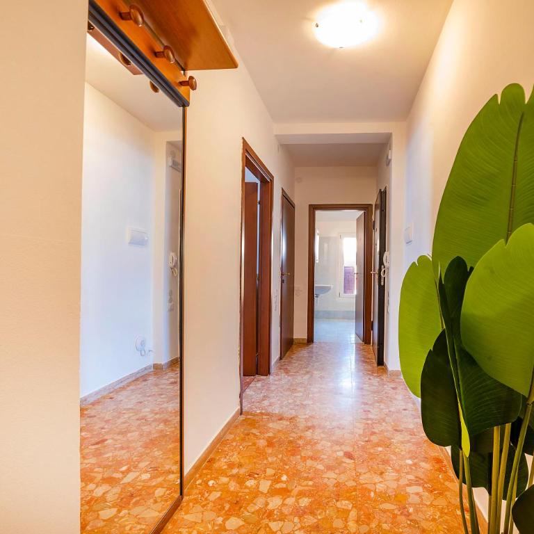Italianflat - University rooms - Camera Matrimoniale con Bagno in Comune - 25