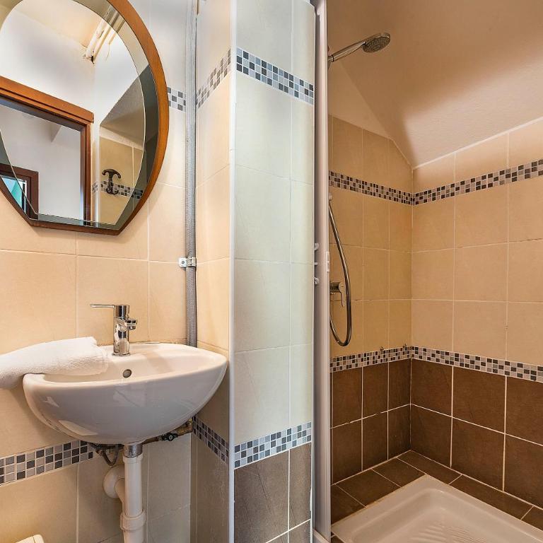 Italianflat - University rooms - Camera Matrimoniale con Bagno in Comune - 33