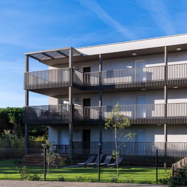 AGENCE JF IMMO - Apt 4 pers climatisation piscine et parking 300 m plages V0775 - Appartement 1 Chambre - 28