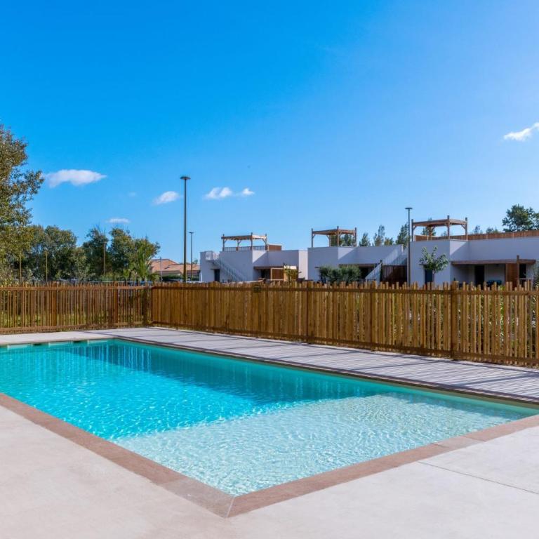 AGENCE JF IMMO - Apt 4 pers climatisation piscine et parking 300 m plages V0775 - Appartement 1 Chambre - 3