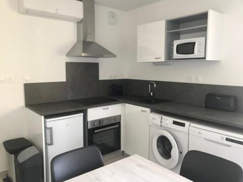 AGENCE JF IMMO - Apt 4 pers climatisation piscine et parking 300 m plages V0775 - Appartement 1 Chambre - 29