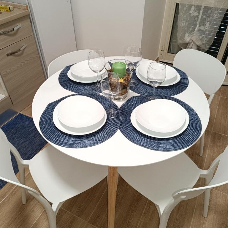 Ortensia Casa Vacanze Napoli - Appartamento Superior con 1 Camera da Letto e Balcone - 3