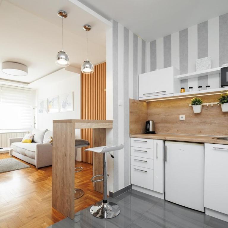 Modern bright apartment - Apartman sa 1 Spavaćom Sobom - 6