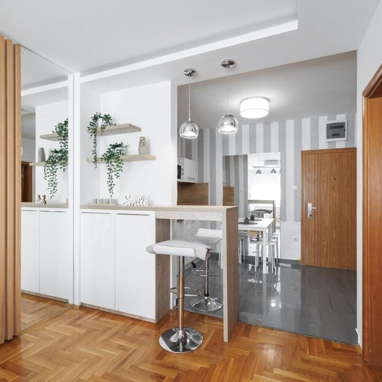 Modern bright apartment - Apartman sa 1 Spavaćom Sobom - 7