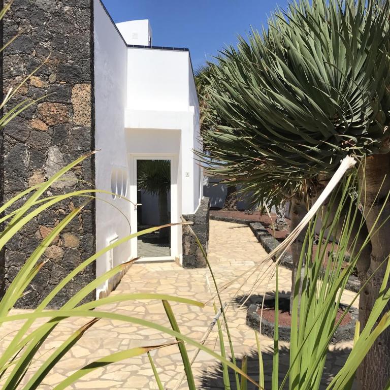 Casa Noelani - XL Family home near beach & center - Villa - 40