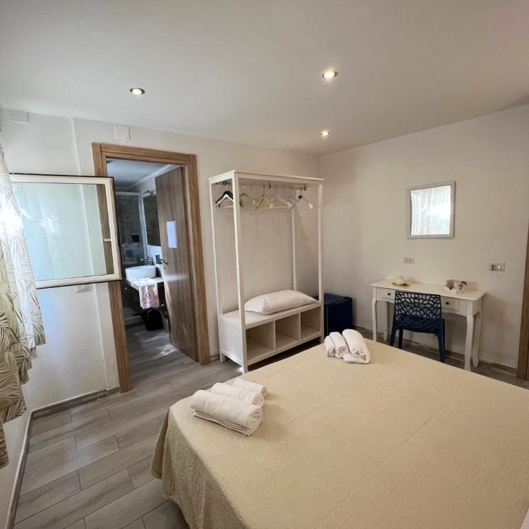 Camere Dieci Maggio - Camera Matrimoniale Standard - 22