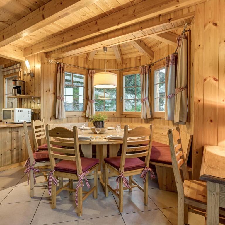 Chalet Orange - Chalet - 8