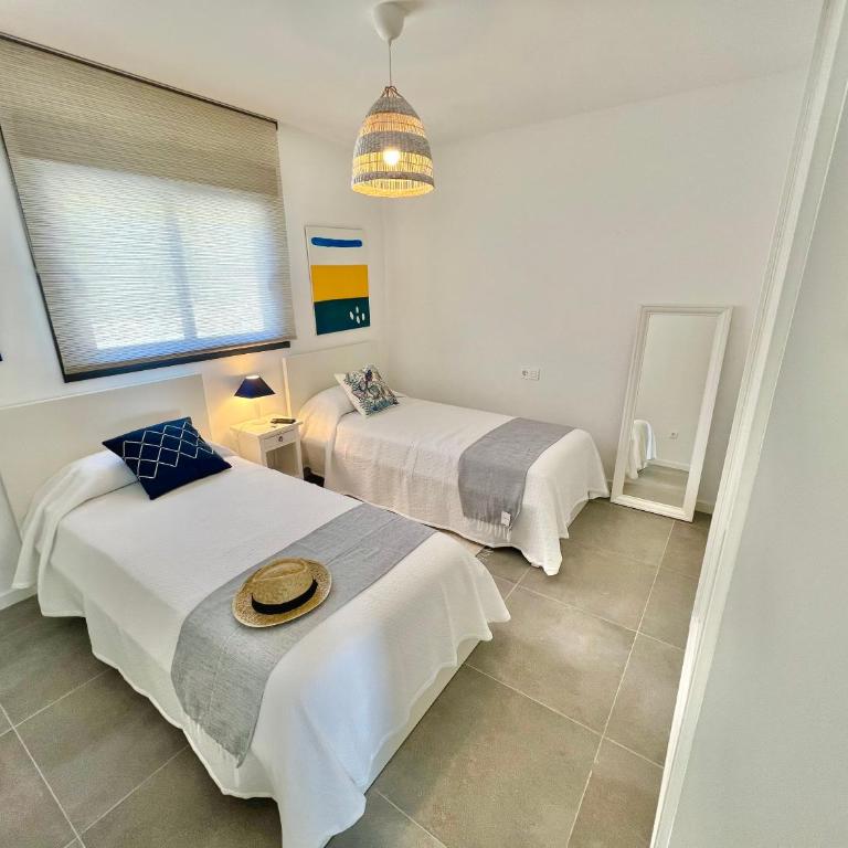 Cona Marina Luxury - Three-Bedroom Apartment - 27