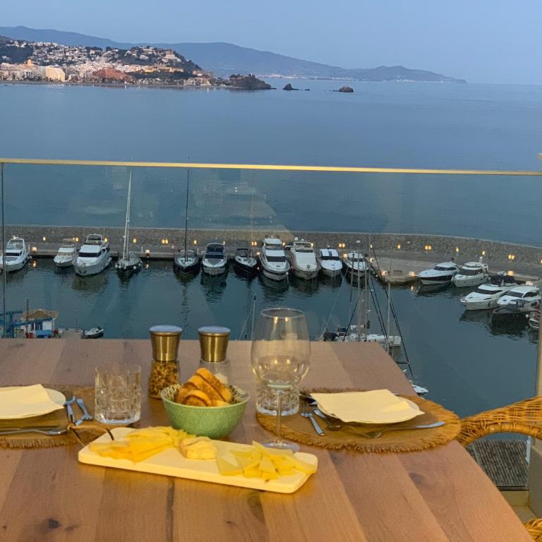 Cona Marina Luxury - Three-Bedroom Apartment - 41