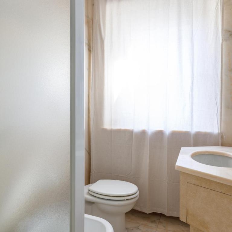 Dimora Alberoni Sauna, Parcheggio Gratis, Centro - Appartamento Superior con 2 Camere da Letto - 8