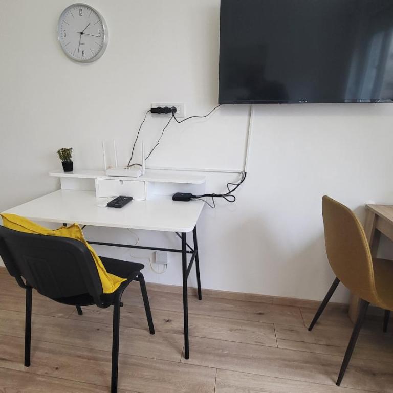Belgrade City Lux - One-Bedroom Apartment - 9