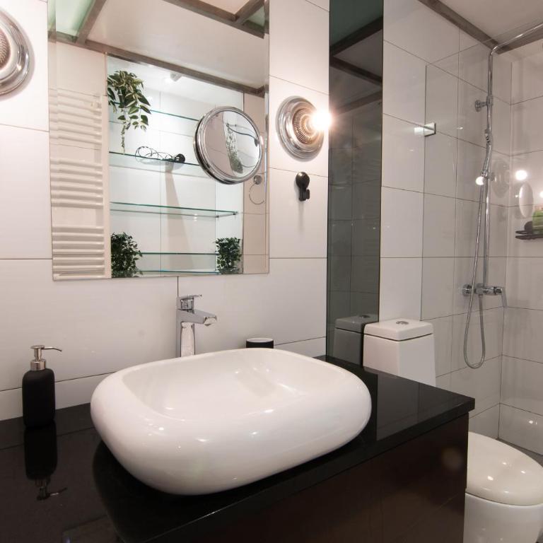 Astra Apartment - One-Bedroom Apartment - 26