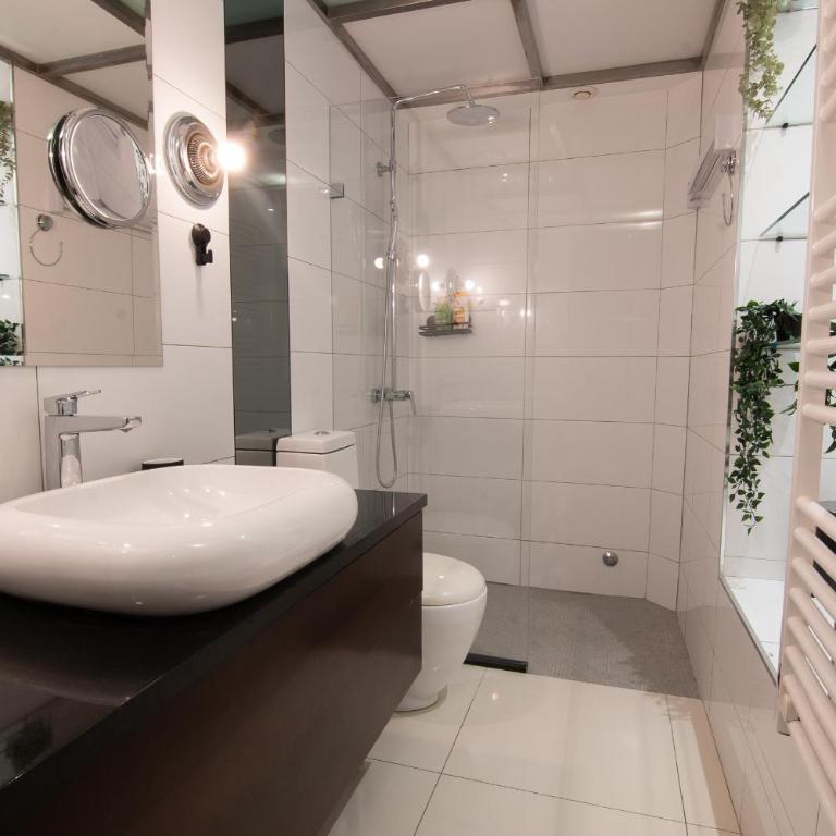 Astra Apartment - One-Bedroom Apartment - 25