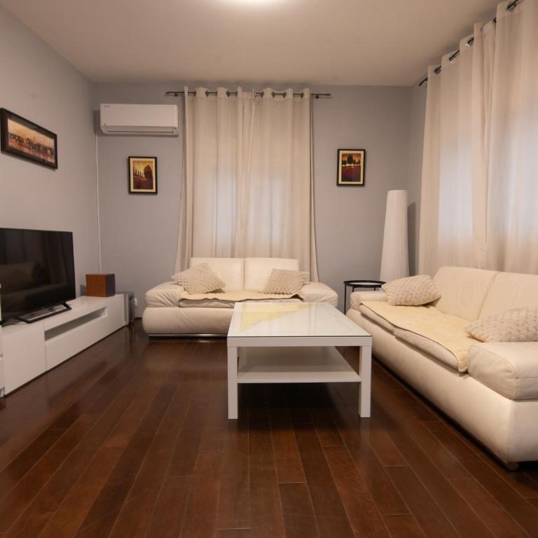 Astra Apartment - One-Bedroom Apartment - 10