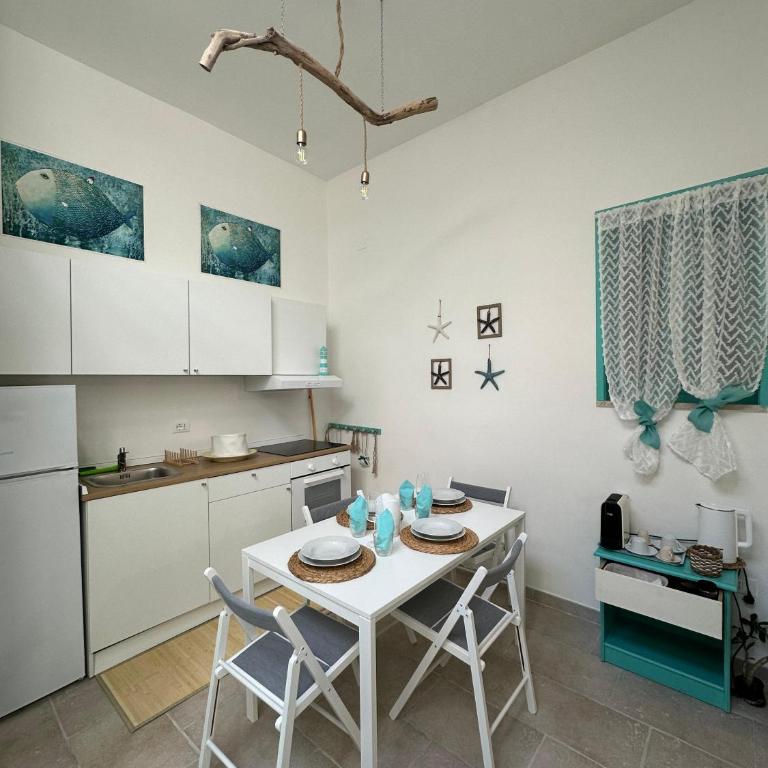 Molly's Home Otranto - One-Bedroom Family Apartment - 9
