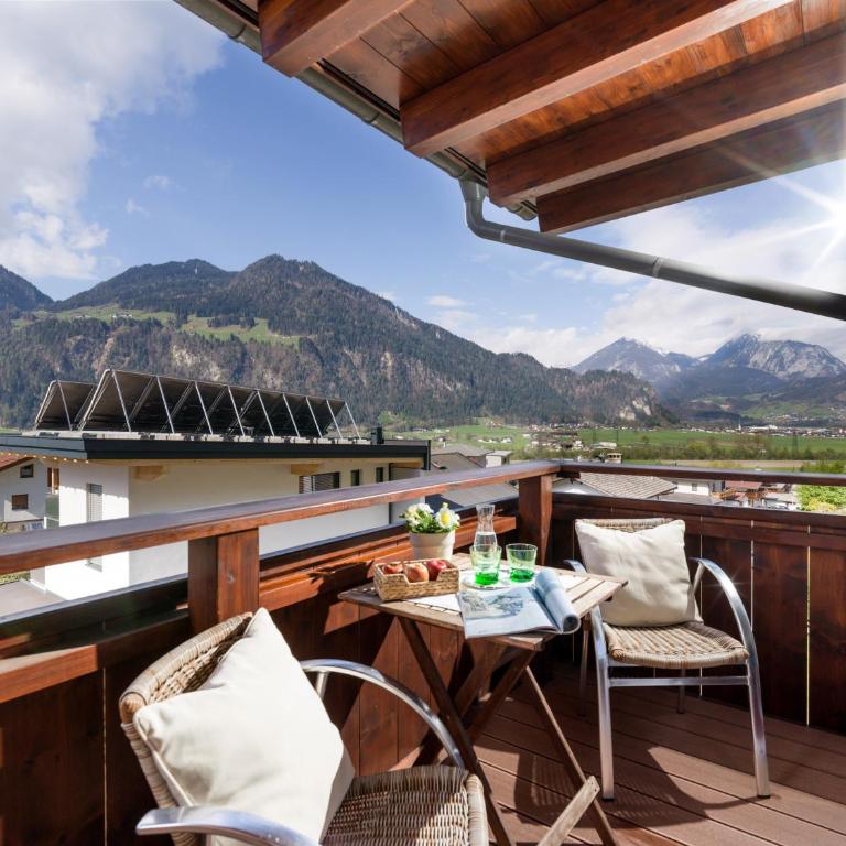 Das Sonnleiten Ski- und Motorradhotel Bruck im Zillertal - Doppel-/Zweibettzimmer mit Balkon - 8