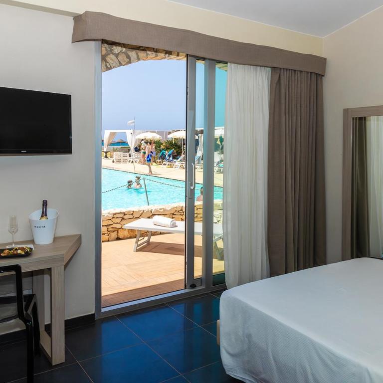 Baia dei Mulini Resort & Spa - Camera Matrimoniale con Vista Piscina - 4