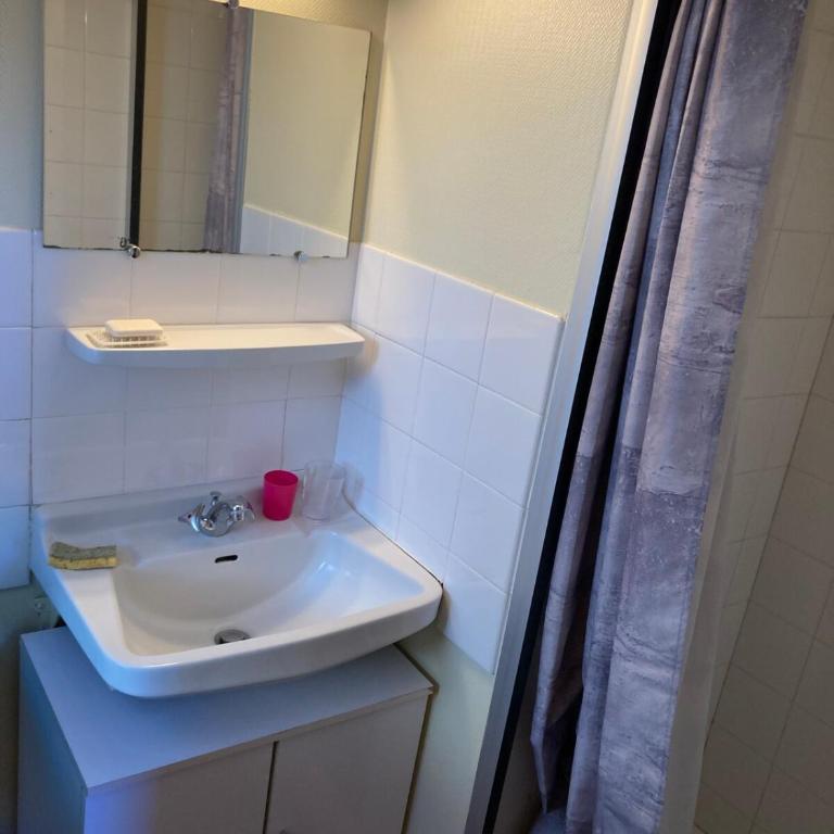 Appartement 3 pieces, proche des pistes, wifi et parking gratuit - Appartamento - 8