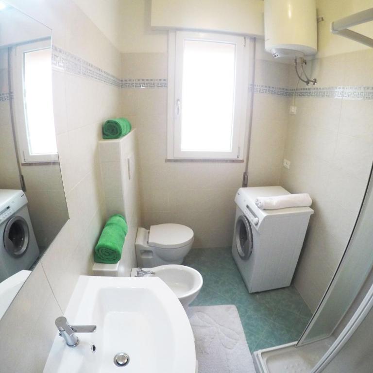 Appartamento Tintoretto - Agenzia Cocal - Appartamento con 2 Camere da Letto e Balcone - 9