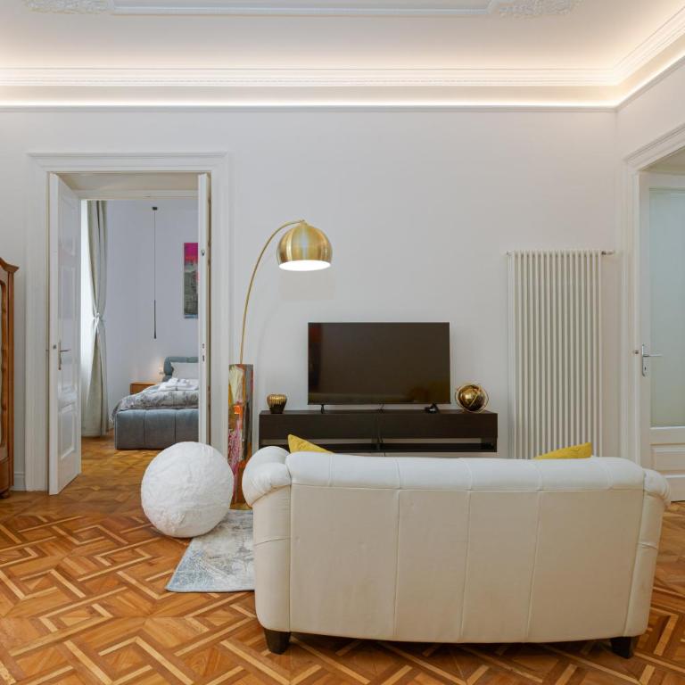 Jonathan Luxury Apartment Trieste Station - Appartamento con 2 Camere da Letto - 11