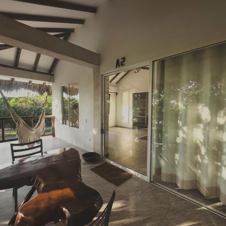 SABAI Beach Hotel - King Suite with Sea View - 5