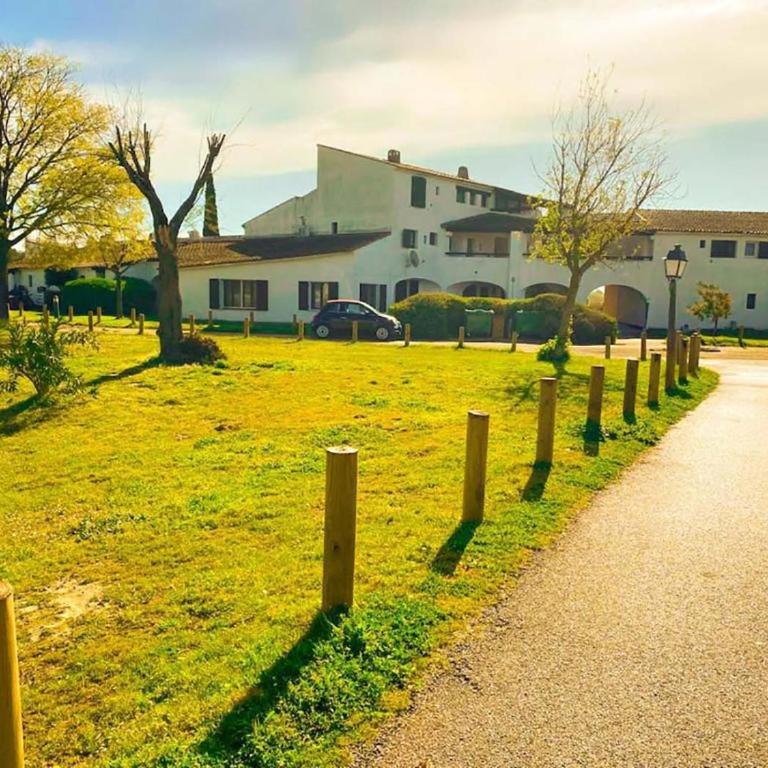 Le Mazet de la Sauvagine - Three-Bedroom House - 28