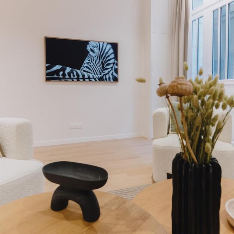 Large and Calm 2BR Apt with AC & Patio - Appartement 2 Chambres - 8