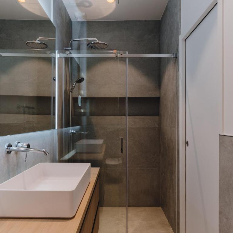 Large and Calm 2BR Apt with AC & Patio - Appartement 2 Chambres - 27
