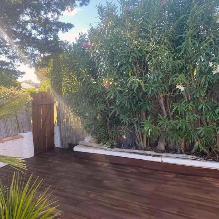 Le Mazet de la Sauvagine - Three-Bedroom House - 1