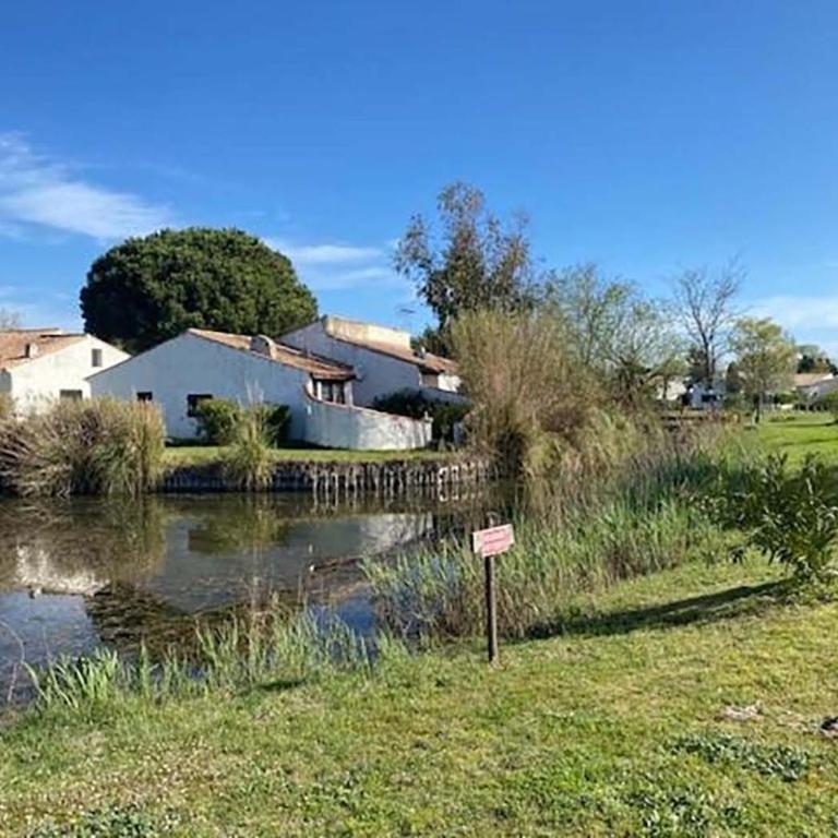 Le Mazet de la Sauvagine - Three-Bedroom House - 29