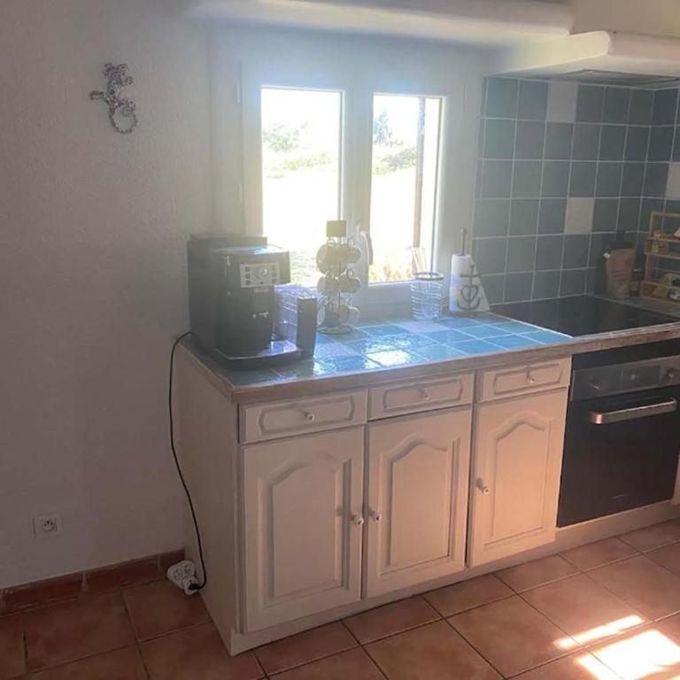 Le Mazet de la Sauvagine - Three-Bedroom House - 11