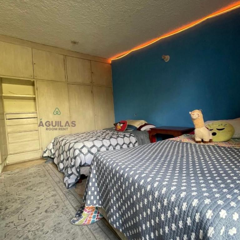 Alojamiento con baño compartido - Double Room with Shared Bathroom - 1