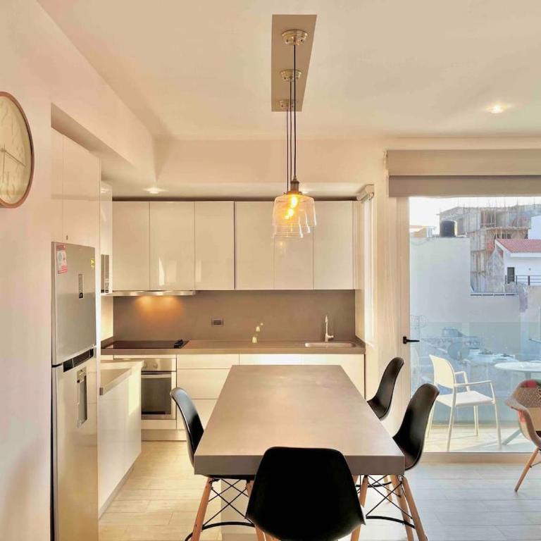 A pasos de la playa | Apartamento elegante en la Quinta Avenida con piscina en la azotea - Apartamento - 1