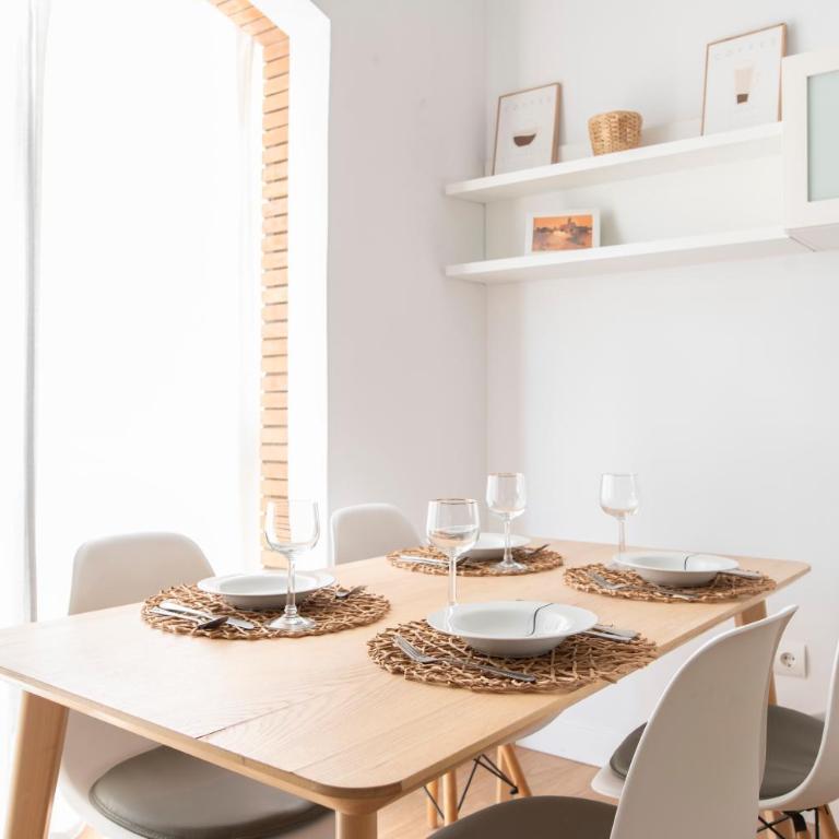 Alohamundi Castilla VII - Apartamento de 3 dormitorios - 11