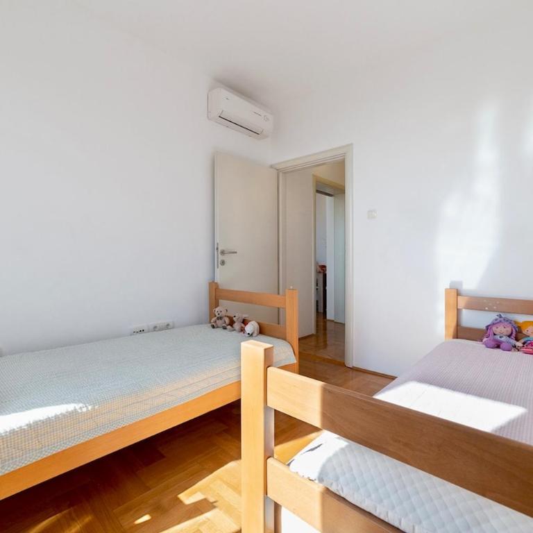 Katarina17 - Two-Bedroom Apartment - 10