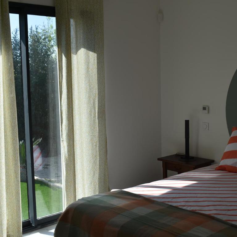 La Villa du Sud, Arles Camargue - Villa with Garden View - 17