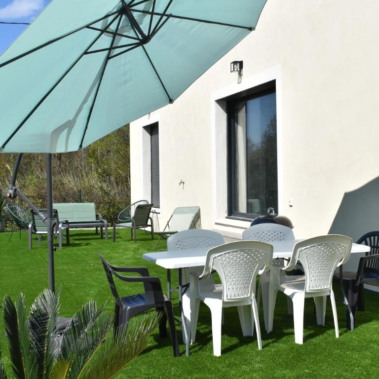 La Villa du Sud, Arles Camargue - Villa with Garden View - 28