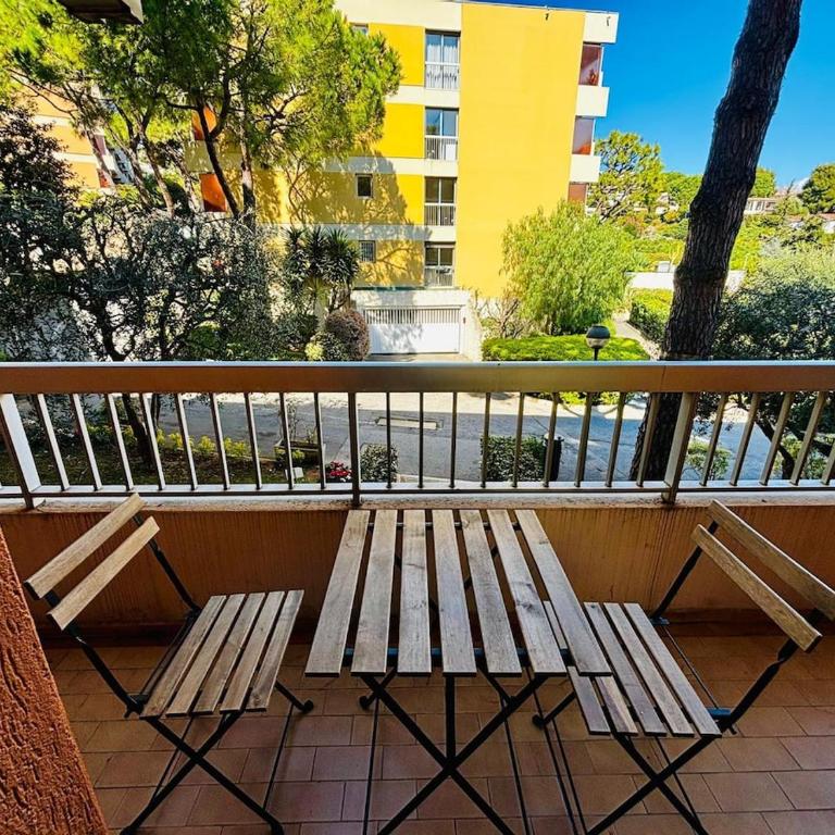 Condo in a private residence with pool - Appartement 1 Chambre avec Terrasse - 11